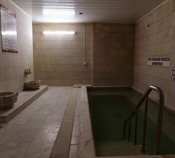 Alman ahşap sauna eklenen termal hamam ve havuz sizlerle...
